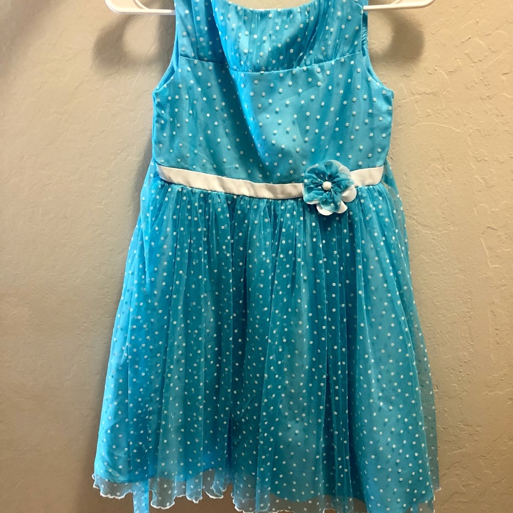 Beautiful dress for sale size 8